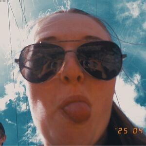 Meet your Posher, Karisa